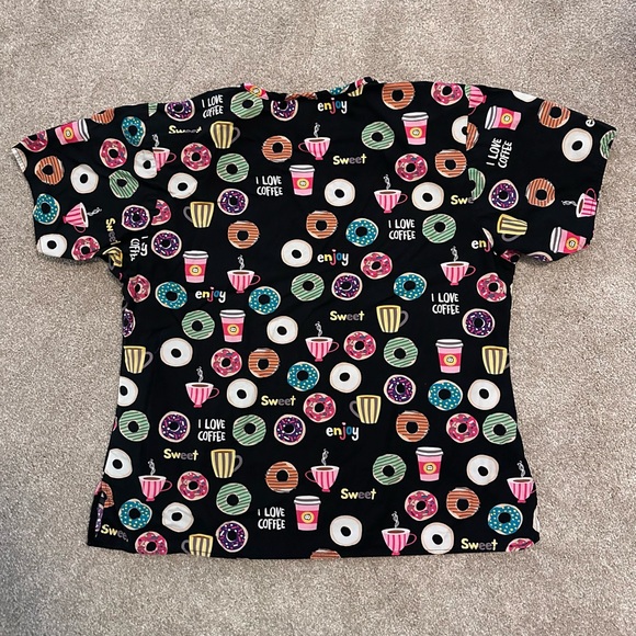 WonderWink size Large donut and coffee scrub top - Picture 2 of 4